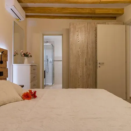 Bragora 3524 Between San Marco And Biennale Daire *