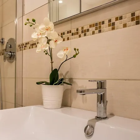 Bragora 3524 Between San Marco And Biennale Daire *