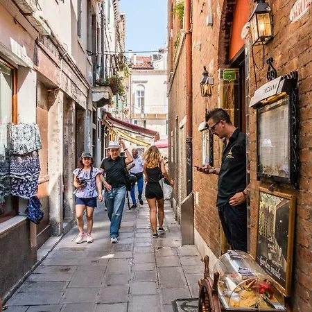 Bragora 3524 Between San Marco And Biennale Apartment Venedig