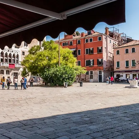 Daire Bragora 3524 Between San Marco And Biennale Venedik